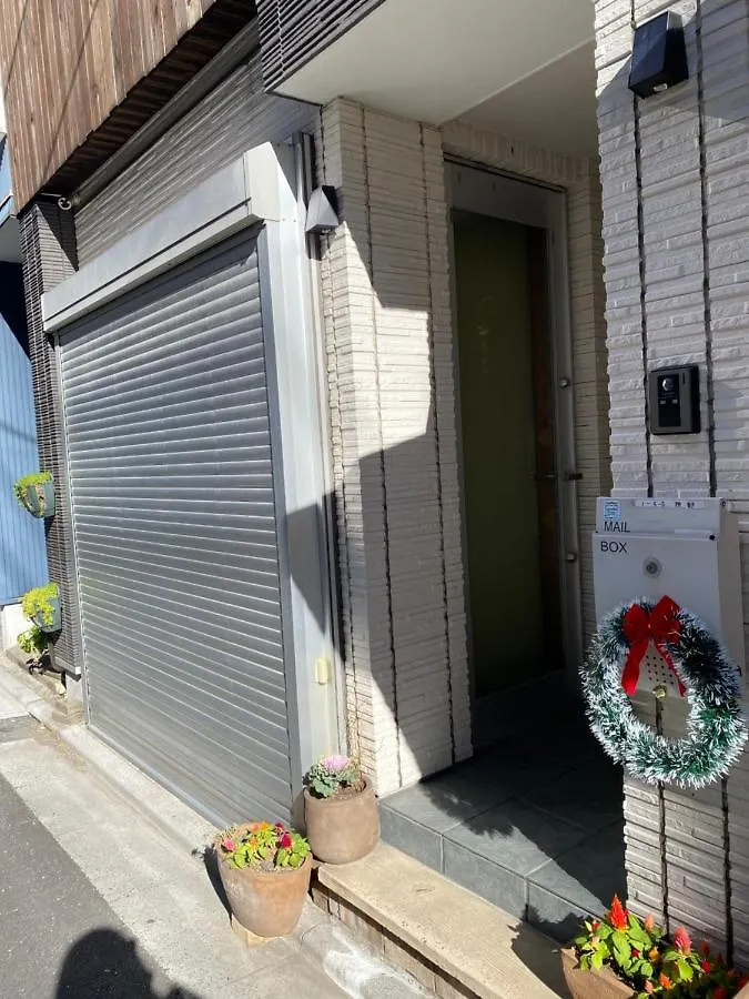Asakusa Inn 屋上バルコニー付き100M2広々快適一棟ハウス Tokyo Japan